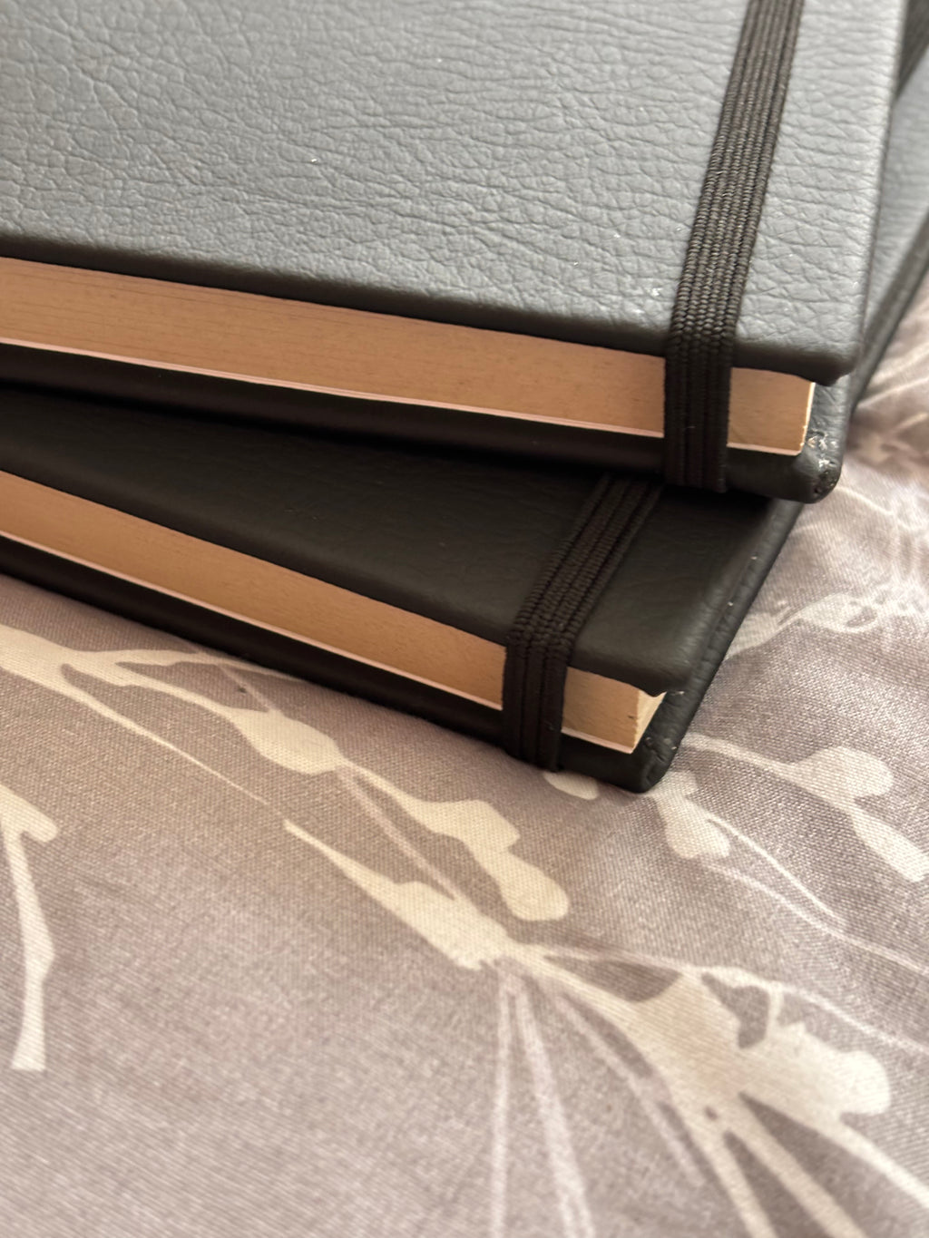 Cuaderno de cuero