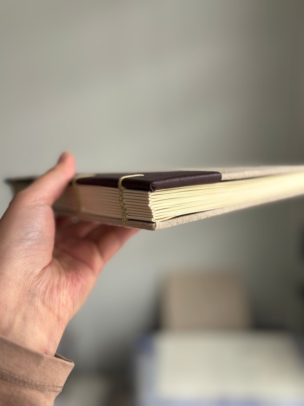 Cuaderno copta con detalle de cuero